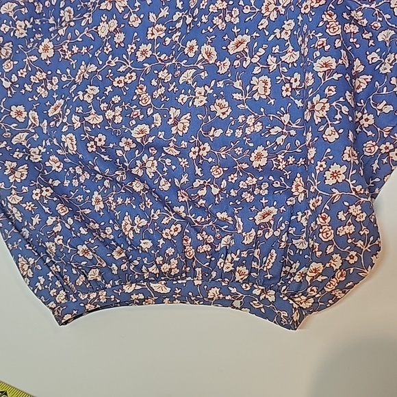 Madewell V-Neck Puff Sleeve Top Medium in Summer Vines blue lightweight flowy - Picture 8 of 10